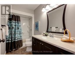 79 SYLVIA STREET - 21