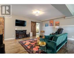 79 SYLVIA STREET - 27