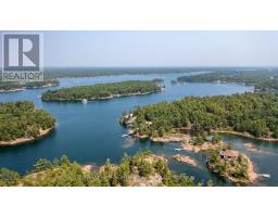 2 A258 ISLAND - 45