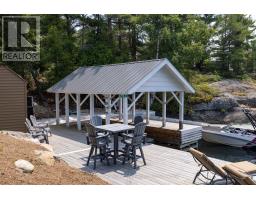 2 A258 ISLAND - 6