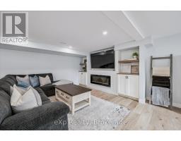 14 GLENWOOD AVENUE - 27