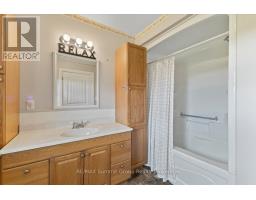 225518 SOUTHGATE ROAD 22 - 14