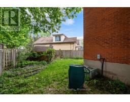 211 NELSON STREET - 41
