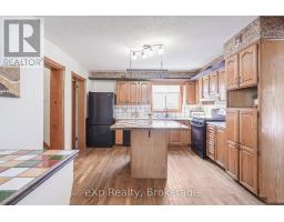 78 VICTORIA AVENUE E - 12