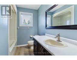 79 HAZELWOOD CRESCENT - 14