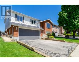 79 HAZELWOOD CRESCENT - 2
