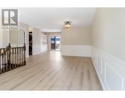 79 HAZELWOOD CRESCENT - 6