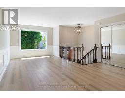 79 HAZELWOOD CRESCENT - 7