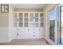 79 HAZELWOOD CRESCENT - 9