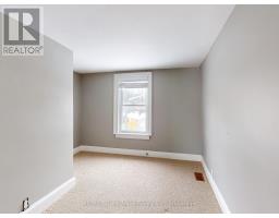 690 8TH STREET E - 18