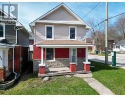 690 8TH STREET E - 2