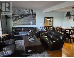 16 - 201 SILVERCREEK PARKWAY N - 15