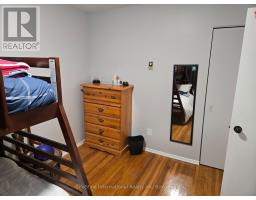 16 - 201 SILVERCREEK PARKWAY N - 19
