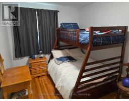 16 - 201 SILVERCREEK PARKWAY N - 20