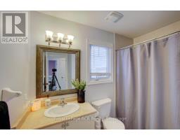 11 GREEN STREET - 21
