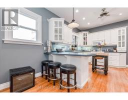 119 JOHN STREET W - 9