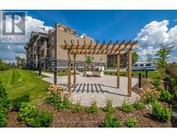113 - 106 BARD BOULEVARD - 32