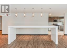 113 - 106 BARD BOULEVARD - 41