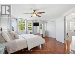 89 MCARTHUR DRIVE - 17