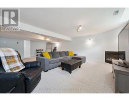 9 BERDUX PLACE - 34