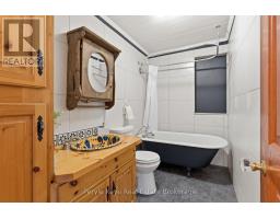 1424 HEKKLA ROAD - 17