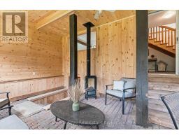 1424 HEKKLA ROAD - 32