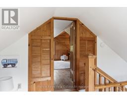 1424 HEKKLA ROAD - 36