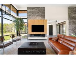 164 HUME ROAD - 15