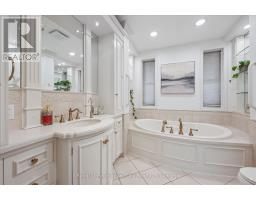 113 QUEEN STREET - 33