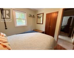 52 SHORE DRIVE - 24