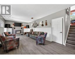 27 GREENWOOD DRIVE - 29