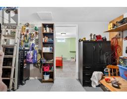 27 GREENWOOD DRIVE - 32