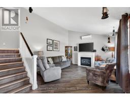 27 GREENWOOD DRIVE - 7