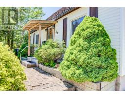 59 LORNE CRESCENT - 4