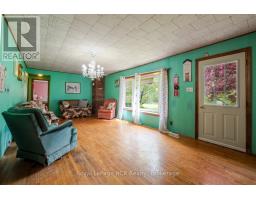 873 14TH STREET W - 11