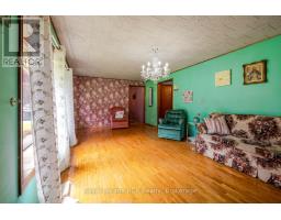 873 14TH STREET W - 13