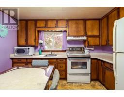 873 14TH STREET W - 16