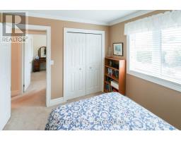 8 SANDPIPER COURT - 28