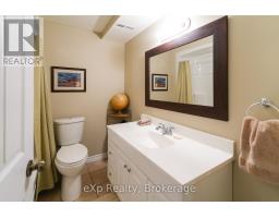 8 SANDPIPER COURT - 37
