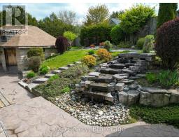 8 SANDPIPER COURT - 40