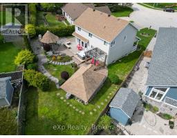 8 SANDPIPER COURT - 48