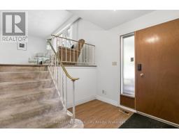 55 LONSDALE DRIVE - 4