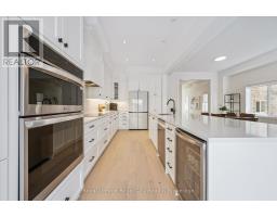32 HUTCHISON ROAD - 17