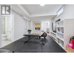 32 HUTCHISON ROAD - 39