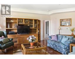 D301 - 71 BAYBERRY DRIVE - 14