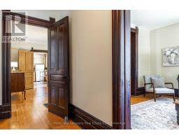 232 THOMAS STREET - 4