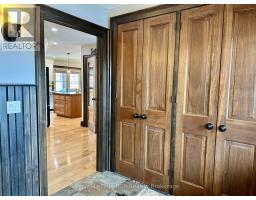241 4TH STREET CRESCENT - 11