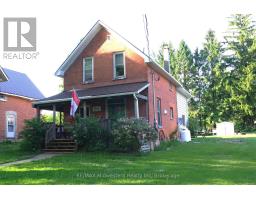 1062 HOWICK STREET - 3