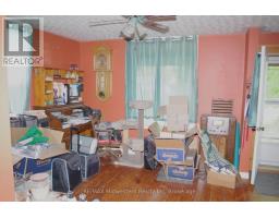 1062 HOWICK STREET - 9