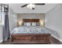 30 CREEKSIDE DRIVE - 19
